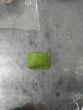 取45克一个面团