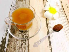 每天可以空口吃一勺，也可以用来泡水喝