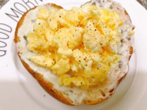 撒上黑胡椒碎即可