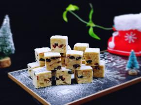 筛上一层糖粉，立刻节日气氛来啦！