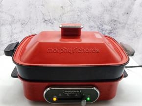 盖上盖子蒸8分钟（具体时间根据包的饺子大小）