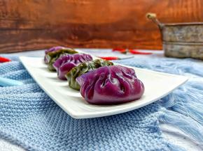 这样做的饺子皮晶莹剔透，非常好吃。