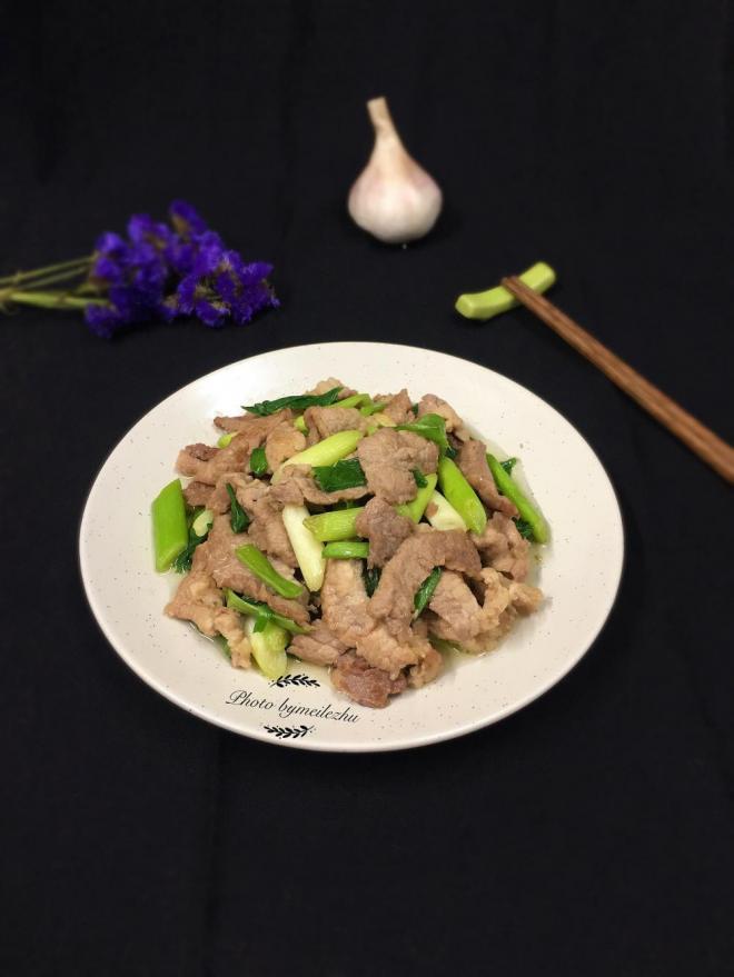 蒜苗炒肉片