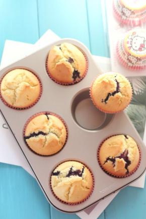 出炉脱模放凉即可！