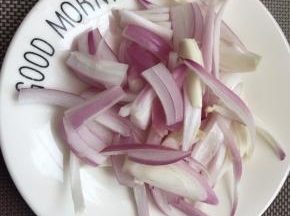 紫洋葱切丝