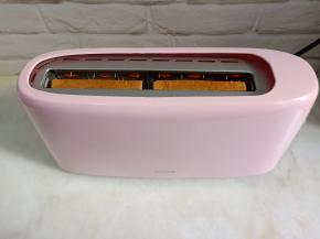 多士炉开始工作。