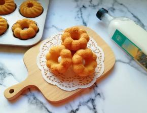 淡淡的椰香味。