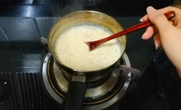 搅拌均匀
