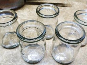 布丁瓶消毒好备用