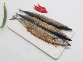 蚝油、烧烤料、生姜、蒜、料酒腌制一小时。