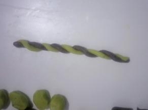拧在一起