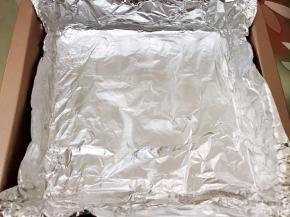8寸方形烤盘铺上锡纸备用