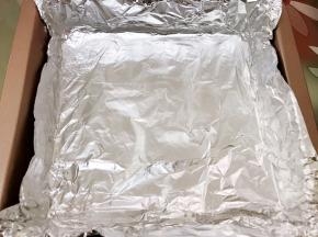 8寸方形烤盘铺上锡纸备用