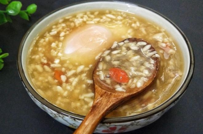 酒酿鸡蛋