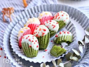 超有节日氛围的玛德琳蛋糕就做好啦，还是流心的哦。