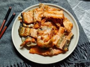 来杯小酒，满足哈