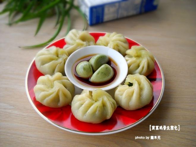 茼蒿鸡蛋生煎包