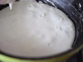混匀后，继续加热搅拌到冒泡的状态