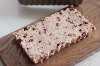 放置晾凉、脱模。