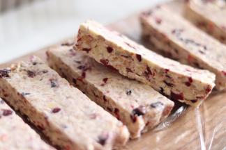 美味又有营养的能量棒就完成了。