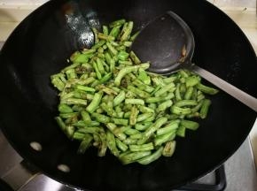 翻炒变色