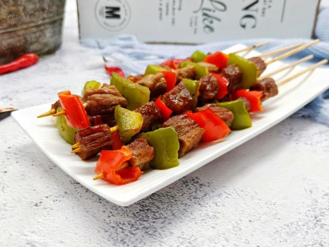 秘制烧烤牛肉串