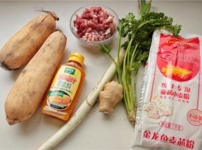 准备好食材。