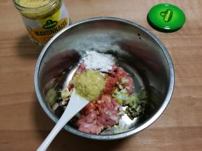 放入放入三勺蛋黄酱