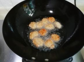 炸至浅黄