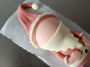 用剪刀剪出毛刺来