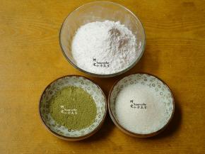 食材为：糯米粉200克、白砂糖50克、抹茶2克、生姜2克。