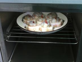 放入蒸炉蒸10分钟