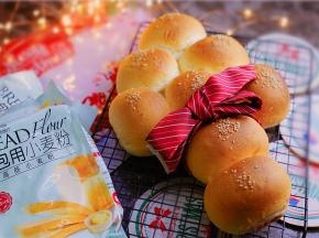 烤好之后，放至温热，然后密封好,回润一个晚上就可以吃啦。虽然是一发，但是口感很是不错，这样子也缩短了足足一小时。朋友们要是喜欢也可以试一下，要用粉也可以参考我用的这一款哦。感谢围观，祝天天好心情，餐餐好滋味。