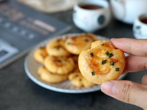 芝士片的新吃法，简单好做，一口一个香喷喷，好吃还补钙