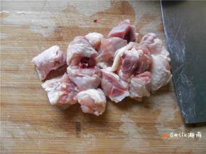 鸡腿斩块