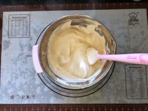 13、继续翻拌均匀。