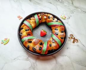 节日的气氛马上就有了。