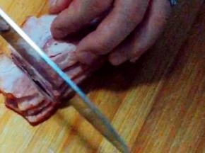 培根切成小片