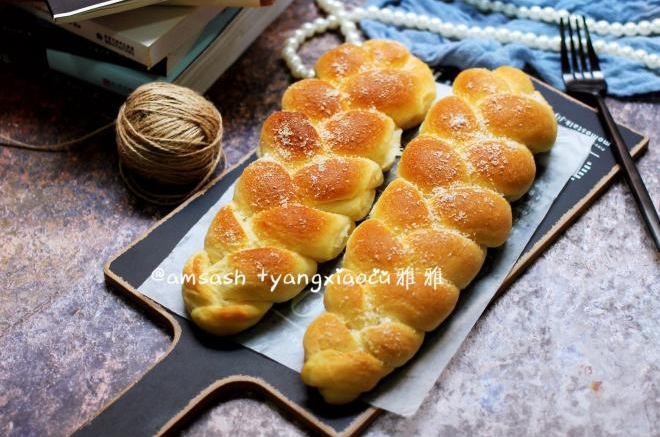 淡奶油辫子面包