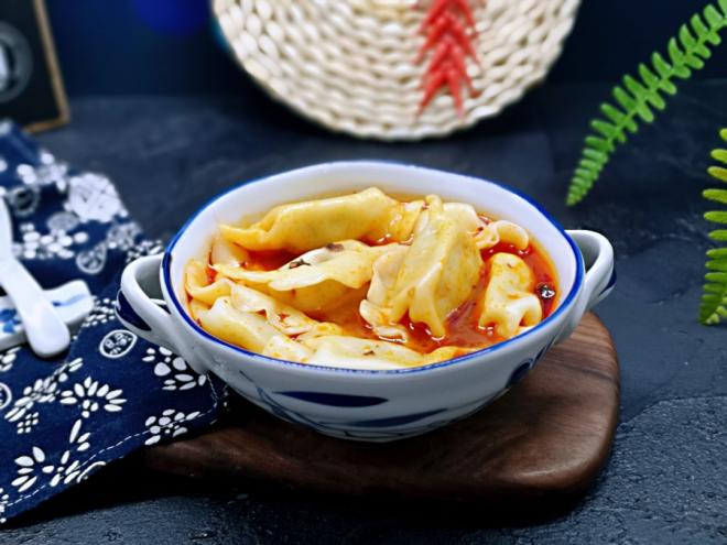 酸辣汤饺