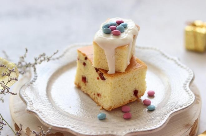 椰蓉戚风方蛋糕