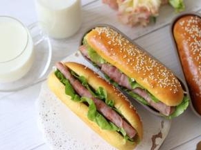 做早餐