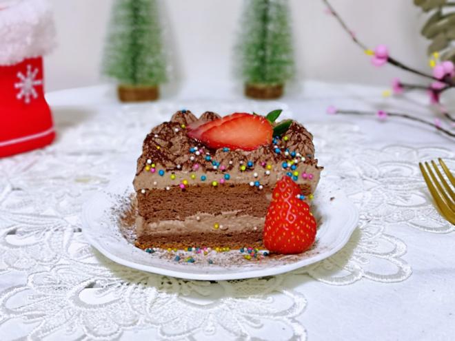 草莓可可奶油蛋糕