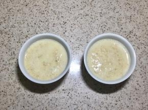 放入杯中