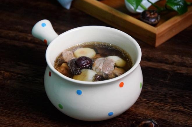 马蹄冬菇炖羊肉汤