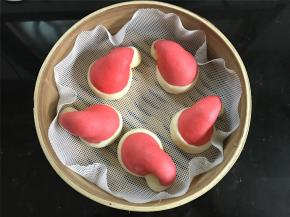 全部做好后码入蒸笼，静置15分钟。