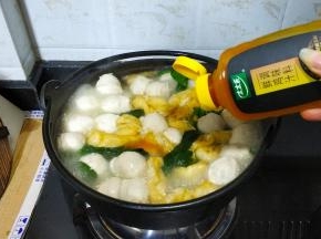 挤了2下就可以了，最后煮一分钟即可