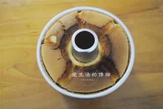 出炉后倒扣放凉脱模。