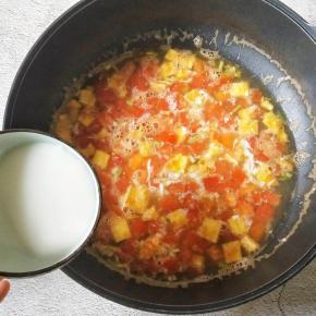 加水淀粉勾个薄芡