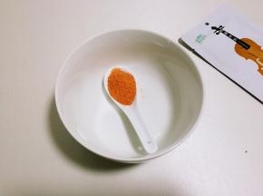 碗中放入30克意式红烩烤肉料
